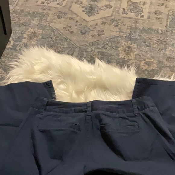 Izod Jeans Women’s Capri Pants - Picture 6 of 9